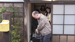 SLUT MOANS AS SHE GETS FUCKED BY A CHUNKY COCK