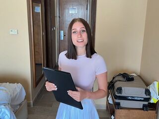 The hotel manager did a great job handling the customer's complaint.