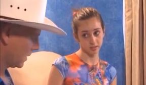 Elisa Sanches fodendo com o f sarado e pauzudo Johnny - old man and teen retro 480p