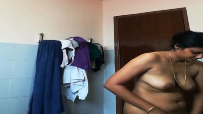 NRI Tamil Cutie Stripping Nude To Bath And Recording It Showing Her Long Big Boobs