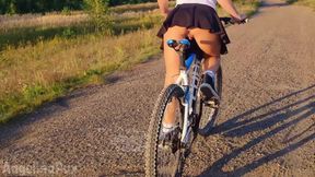 RIDING A BIKE WITHOUT PANTIES MADE ME SO HORNY THAT I CAME RIGHT ON THE ROAD FROM RUBBING MY CLIT AN