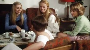 Check out how naughty and how passionate were 80s girls and milf