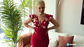 58-year-old Bobbi Shay gets off and tells you how to jack