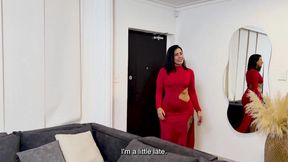 Super Sexy Photographer Seduces His Big Ass Model to Fuck Him